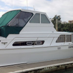 motor boat with goflex solar panels